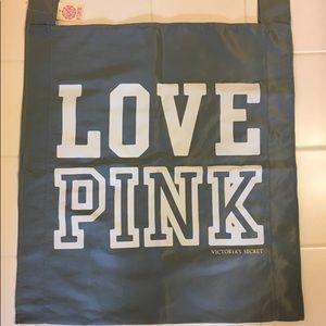 NWT, light gray VS Pink tote